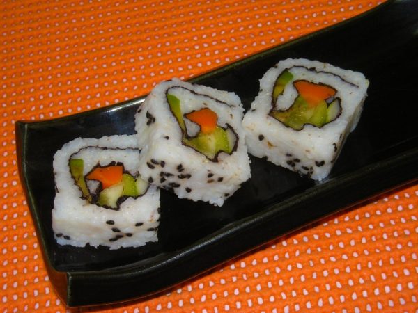 How To Make Sushi Rolls Maki Rolls