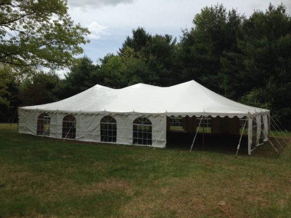 Descubra las ventajas de alquilar carpas para su próximo evento