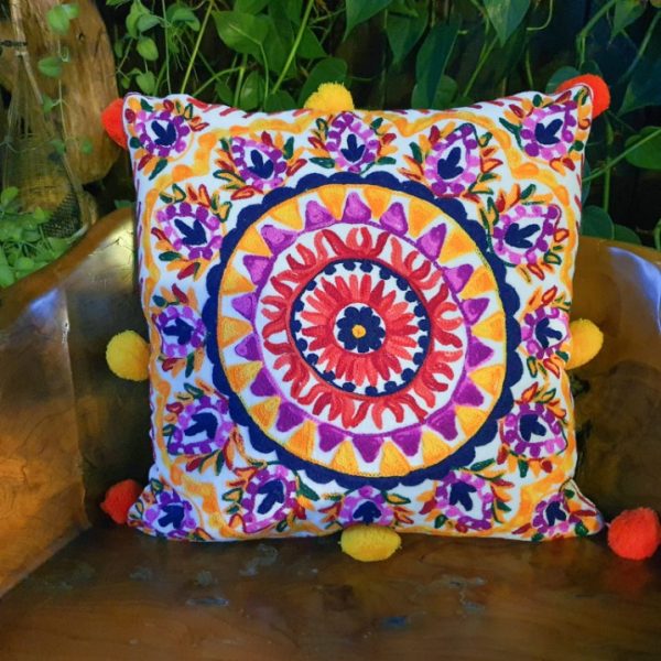 Embrace the Outdoors with Wildlife Cushions
