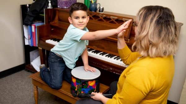 Unlocking the Benefits of Music Therapy for Autism Online